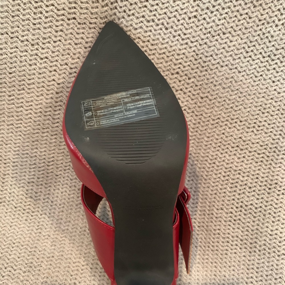Heels - Picture 7 of 8